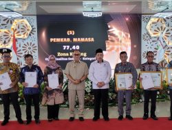 Aris Munandar Dapat Penghargaan Ombudsman RI