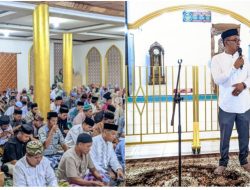 Bulan Ramadan, Najib Tingkatkan Silaturahmi