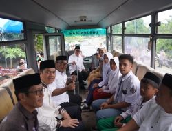 Andi Syukri Launching Bus Sekolah