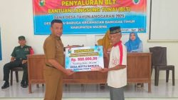 KPM Desa Buttu Baruga Terima BLT Tahap Pertama